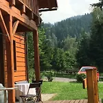 Marta 木屋 *